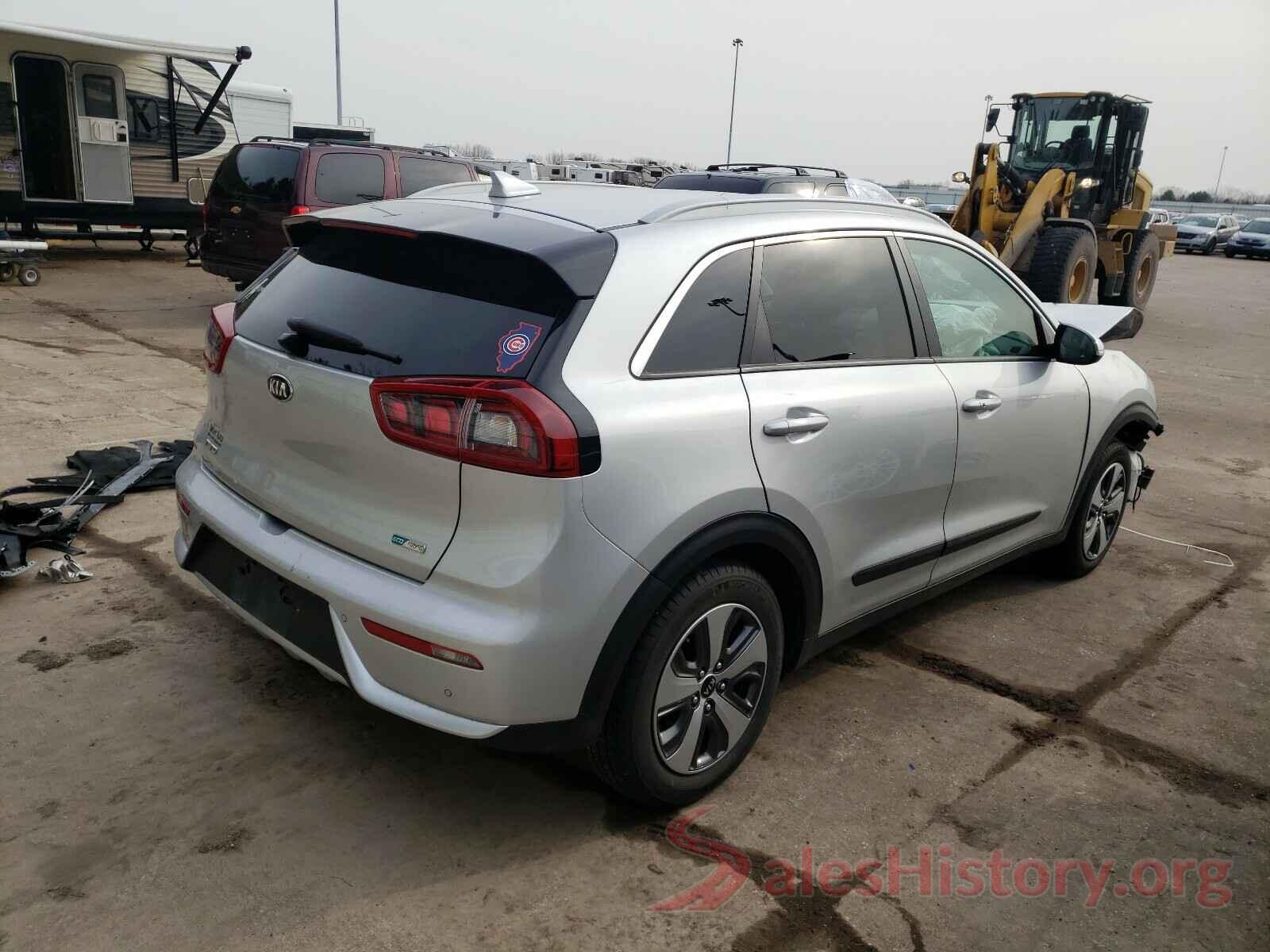 KNDCE3LCXJ5122620 2018 KIA NIRO