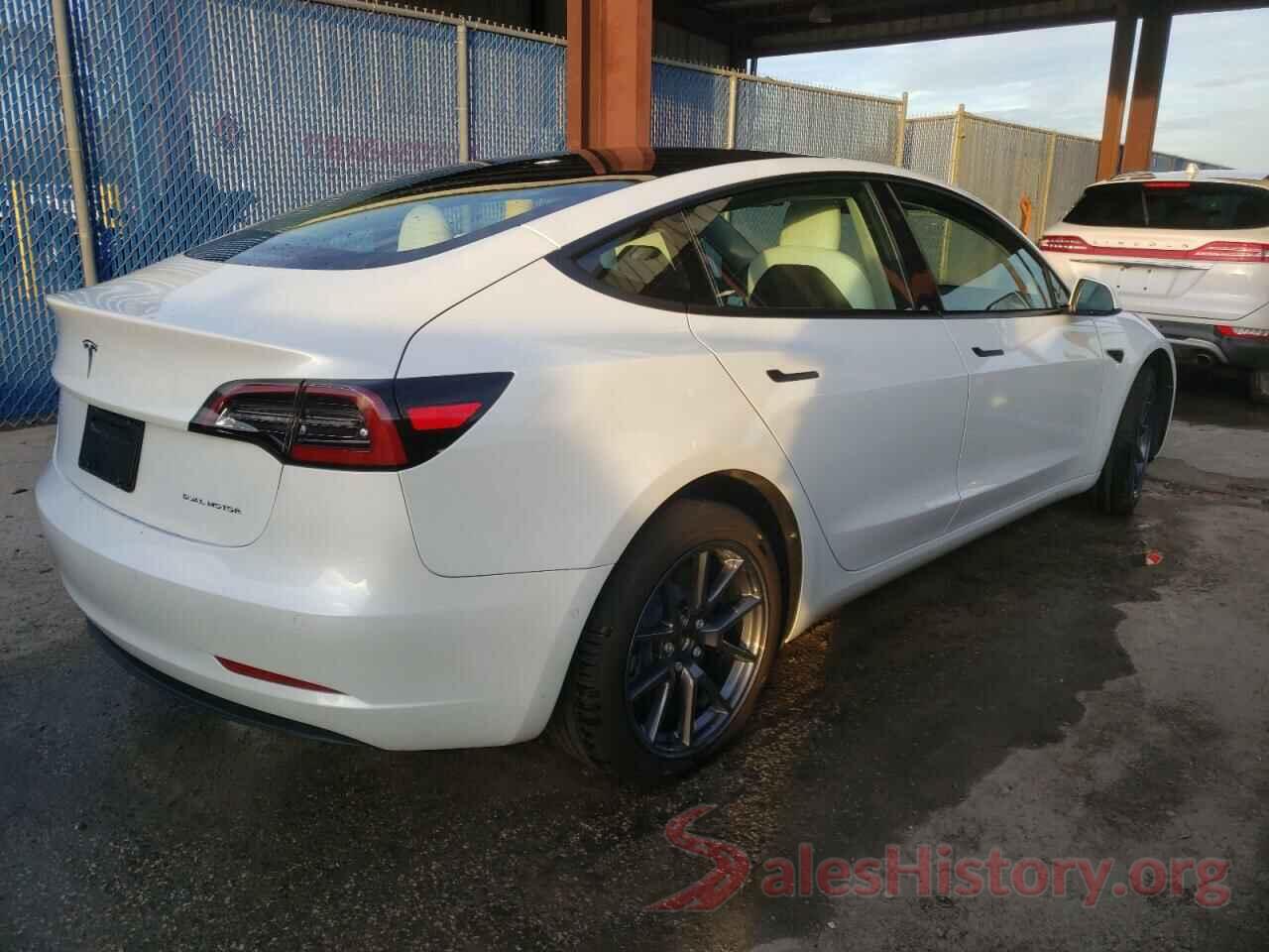 5YJ3E1EB5NF343782 2022 TESLA MODEL 3