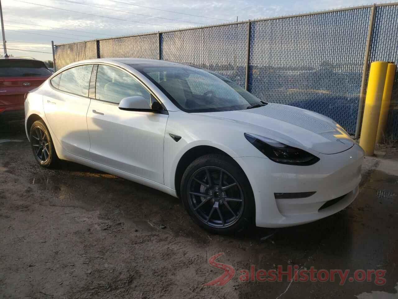 5YJ3E1EB5NF343782 2022 TESLA MODEL 3