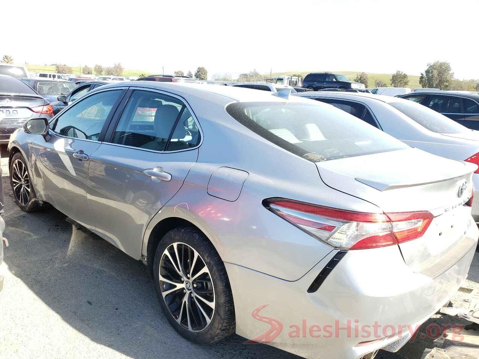 4T1B21HK1KU519015 2019 TOYOTA CAMRY