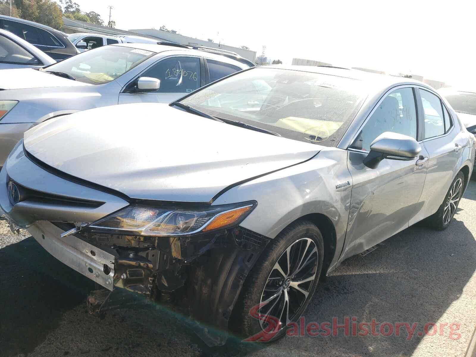 4T1B21HK1KU519015 2019 TOYOTA CAMRY