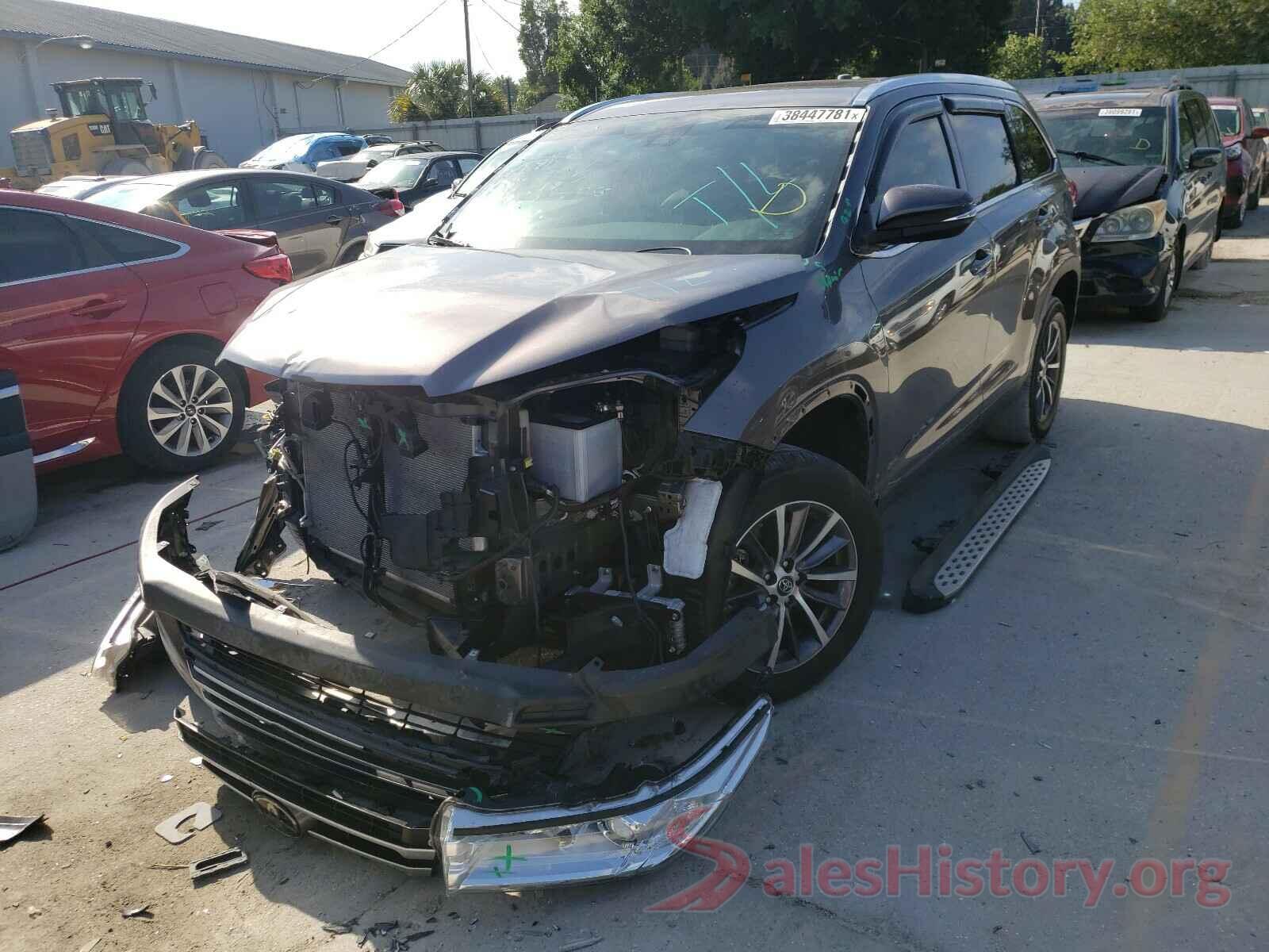 5TDKZRFH5KS310192 2019 TOYOTA HIGHLANDER