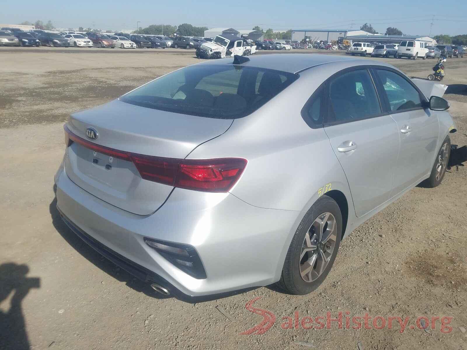 3KPF24AD1KE137567 2019 KIA FORTE