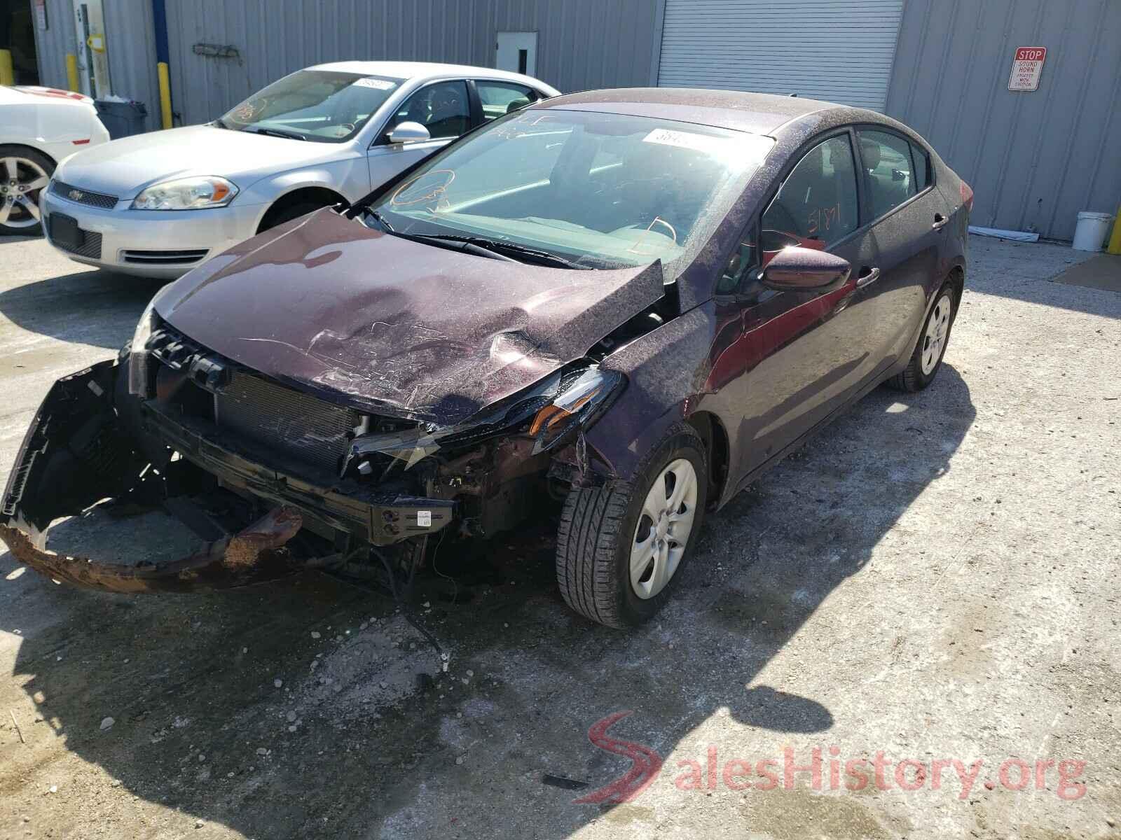 3KPFK4A77HE156367 2017 KIA FORTE