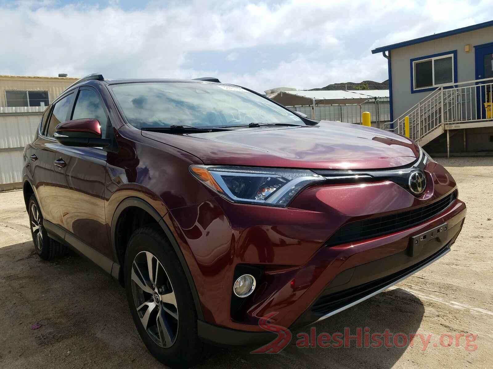 JTMWFREV9HD096183 2017 TOYOTA RAV4