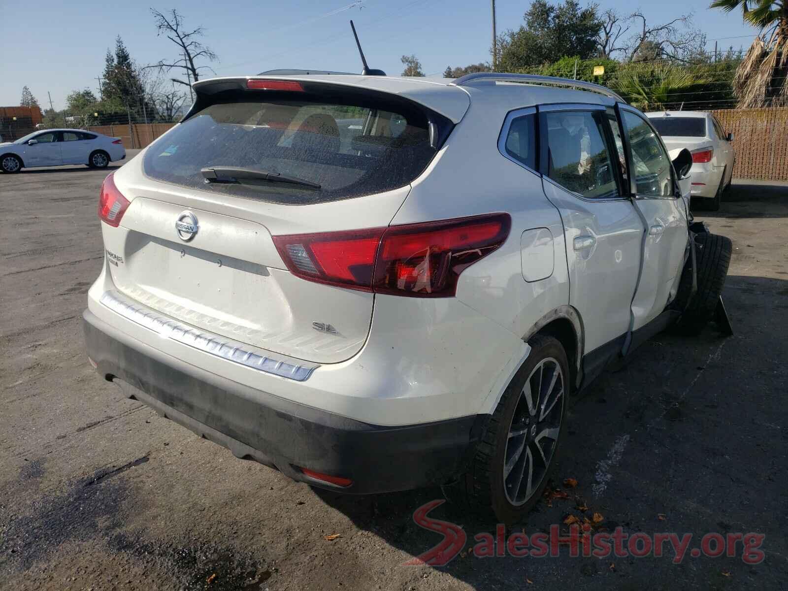 JN1BJ1CP6JW193874 2018 NISSAN ROGUE