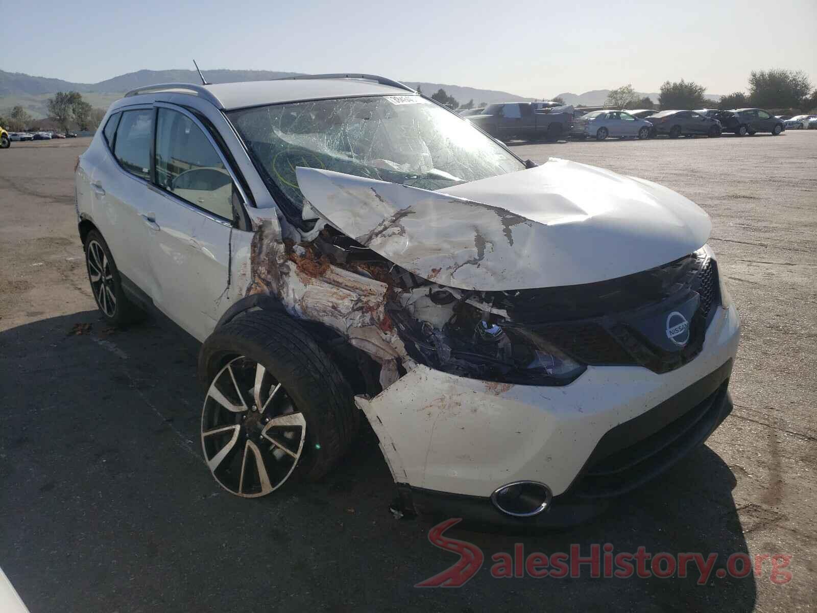 JN1BJ1CP6JW193874 2018 NISSAN ROGUE