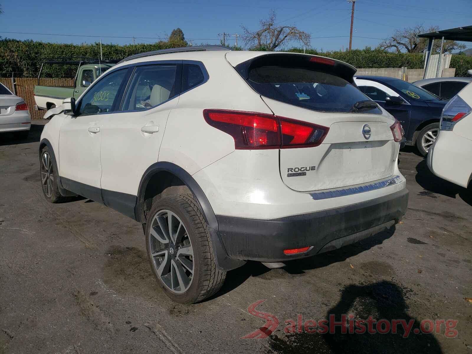 JN1BJ1CP6JW193874 2018 NISSAN ROGUE