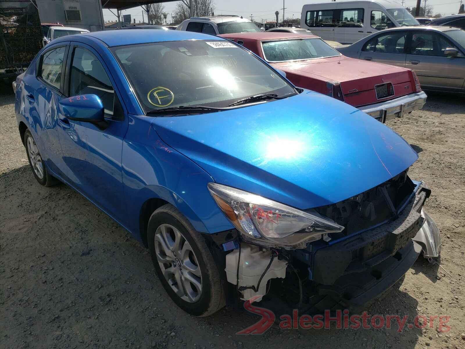 3MYDLBYV5JY324297 2018 TOYOTA YARIS