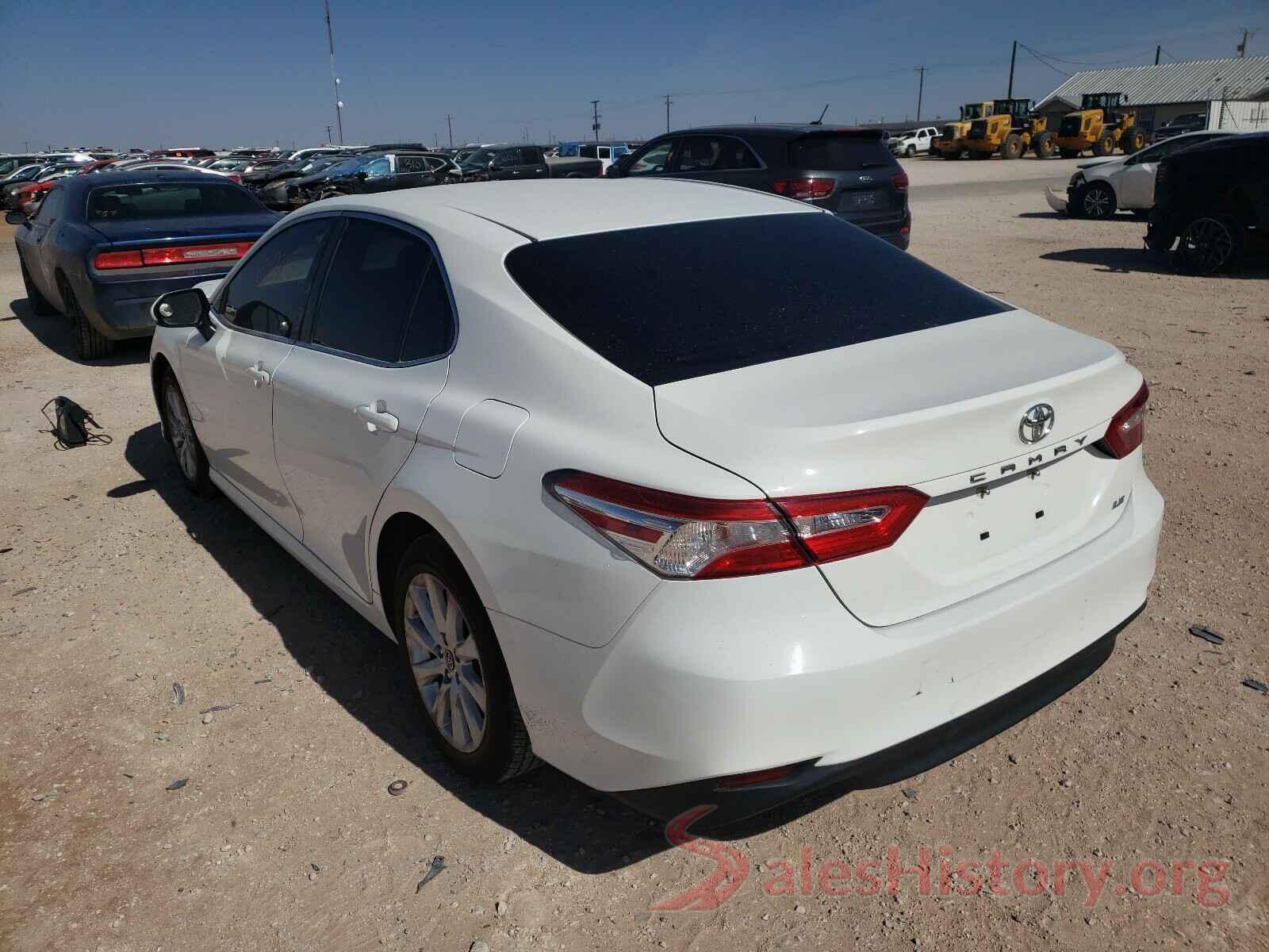 JTNB11HK5J3048218 2018 TOYOTA CAMRY