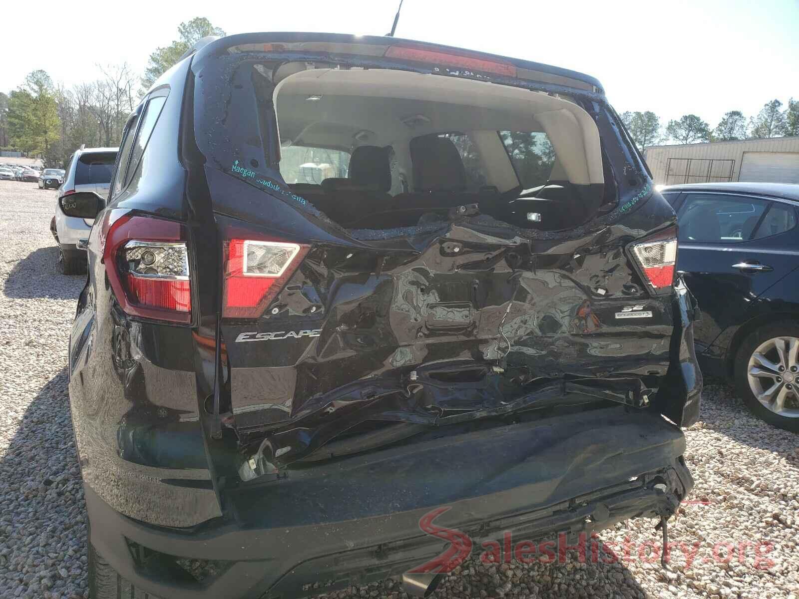 1FMCU0GD9KUC56171 2019 FORD ESCAPE