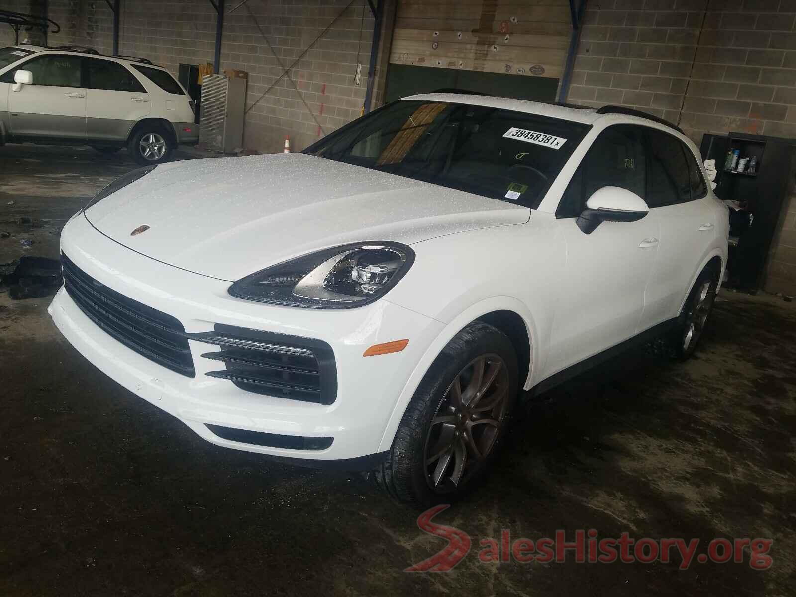 WP1AA2AY0KDA15660 2019 PORSCHE CAYENNE