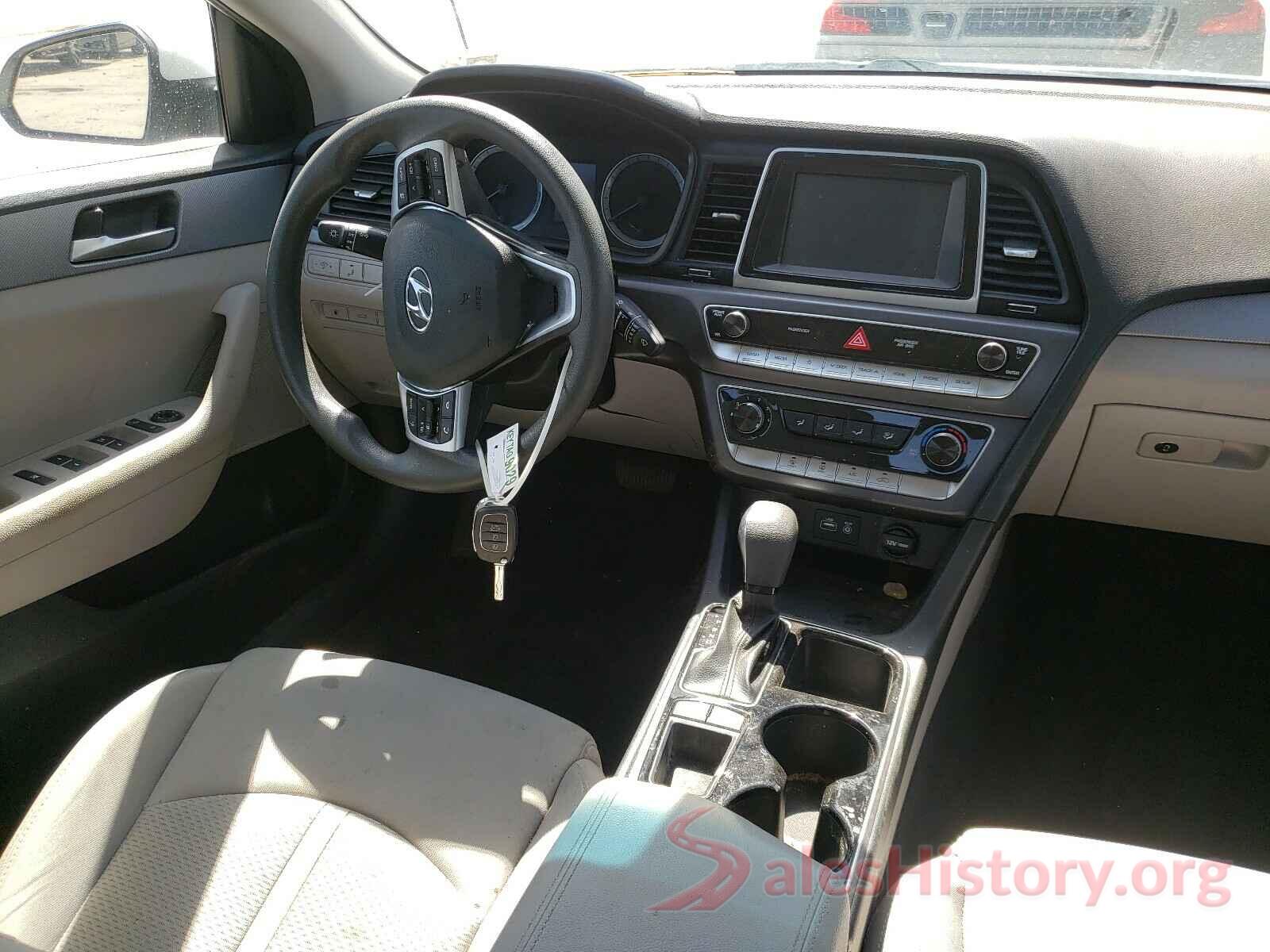 5NPE24AF8KH748074 2019 HYUNDAI SONATA