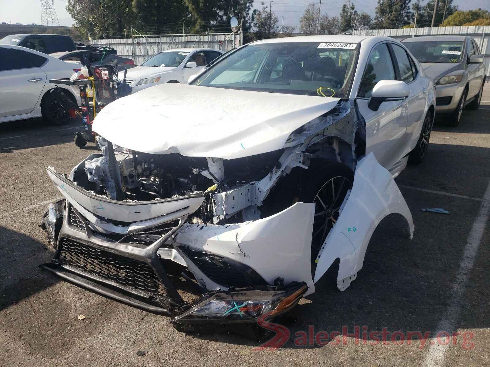 4T1T11AK7MU538821 2021 TOYOTA CAMRY