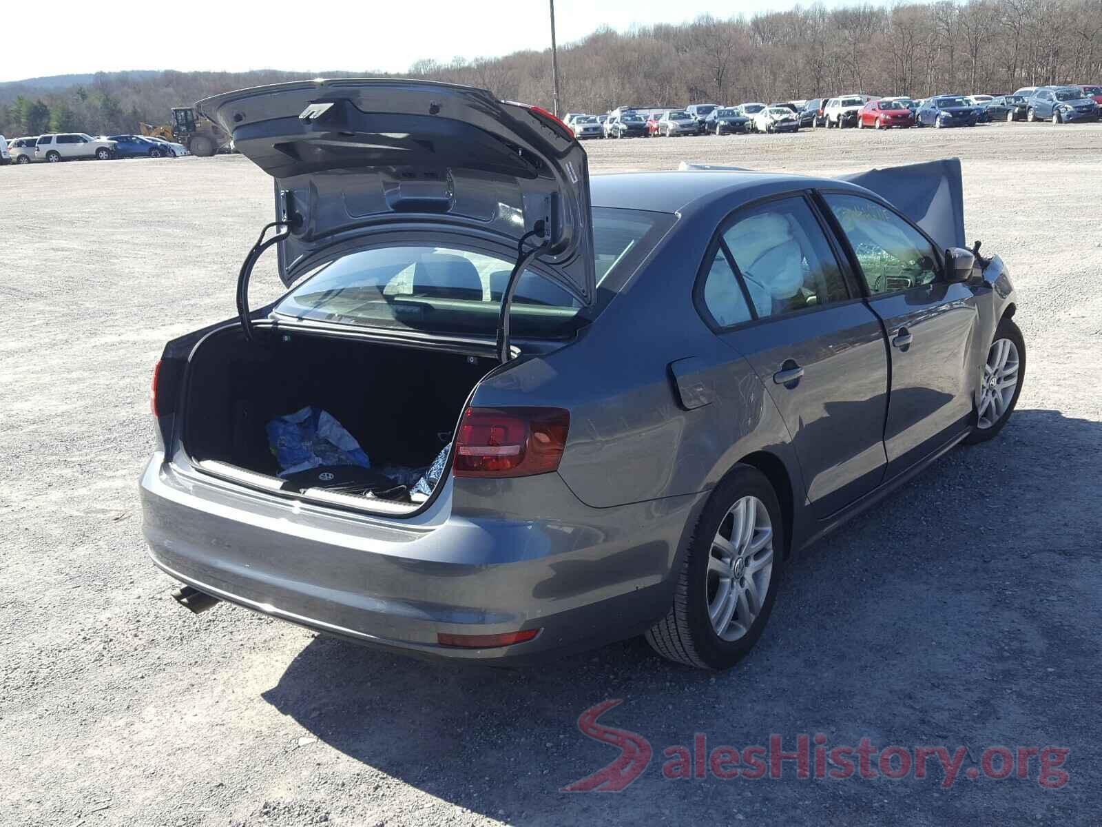 3VW2B7AJ7JM215292 2018 VOLKSWAGEN JETTA