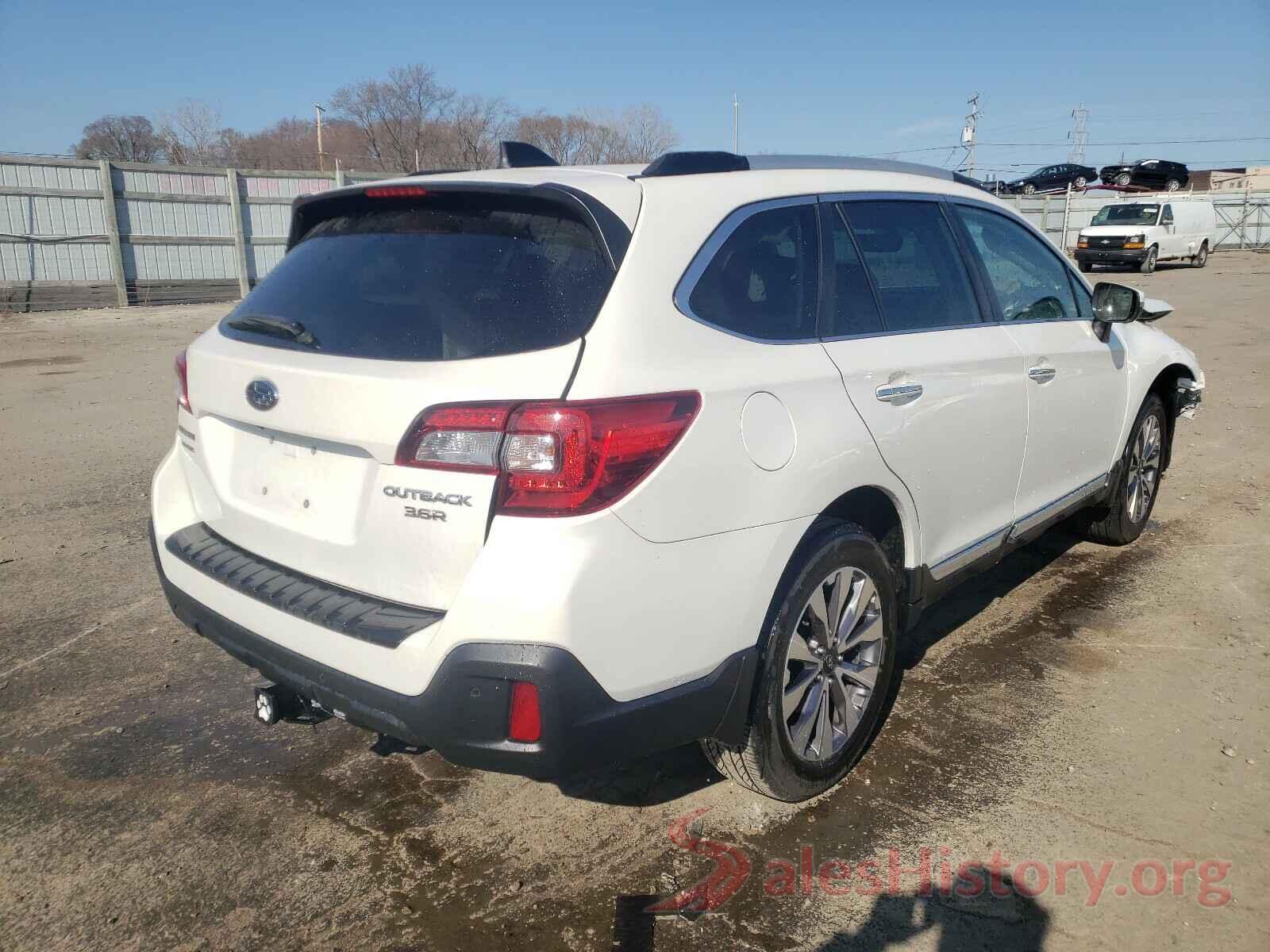 4S4BSETC9J3206449 2018 SUBARU OUTBACK