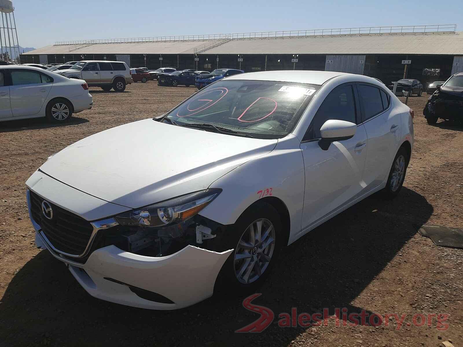 3MZBN1U76JM160886 2018 MAZDA 3