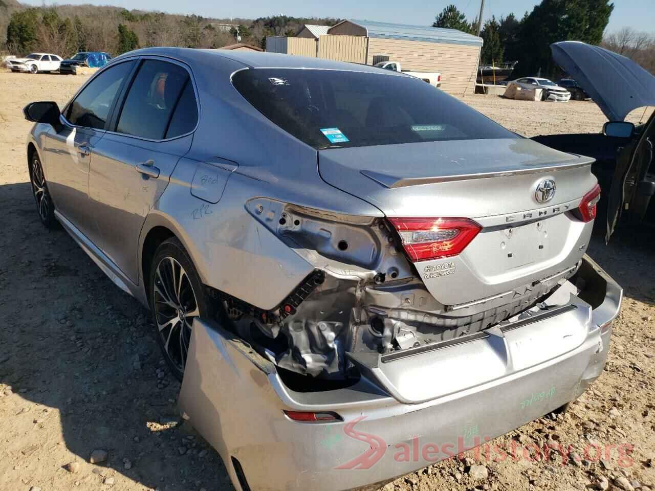 4T1B11HK6JU097180 2018 TOYOTA CAMRY