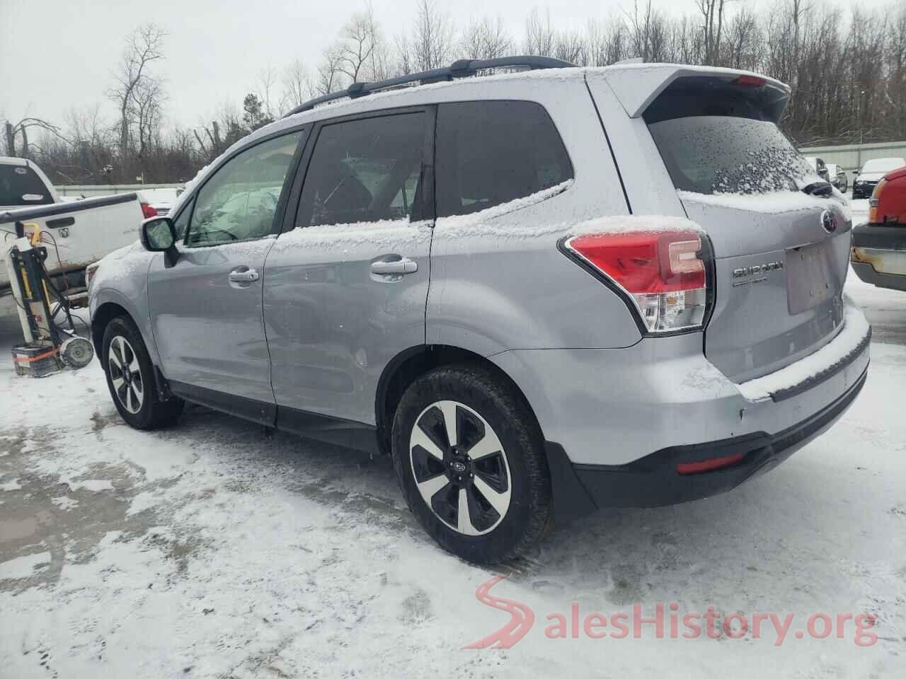 JF2SJAEC1HH445568 2017 SUBARU FORESTER