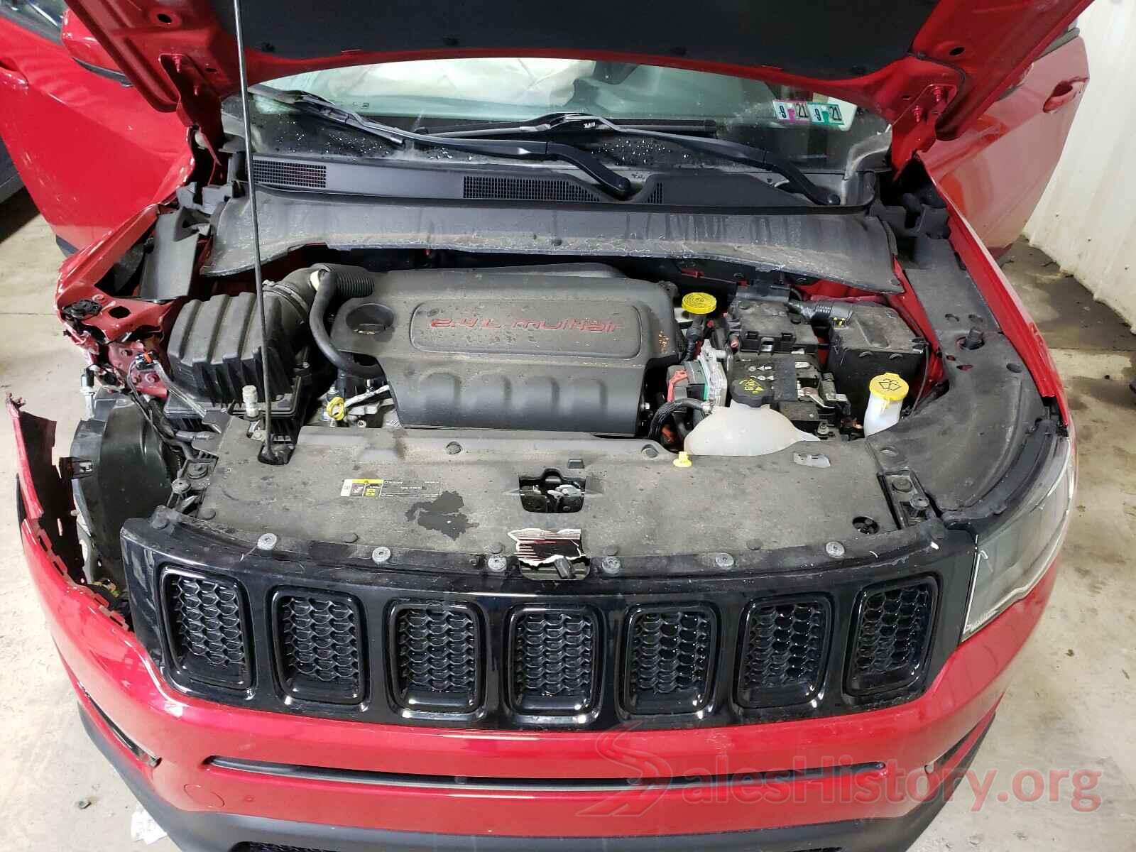 3C4NJDBB3JT455857 2018 JEEP COMPASS