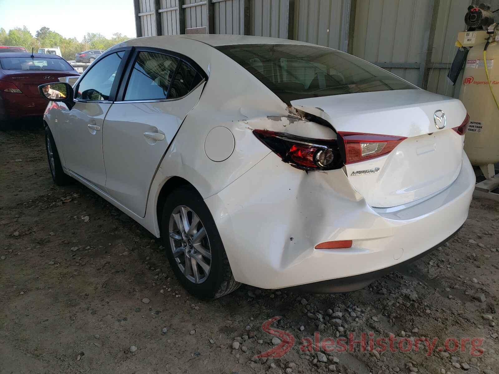 3MZBN1U75JM267654 2018 MAZDA 3