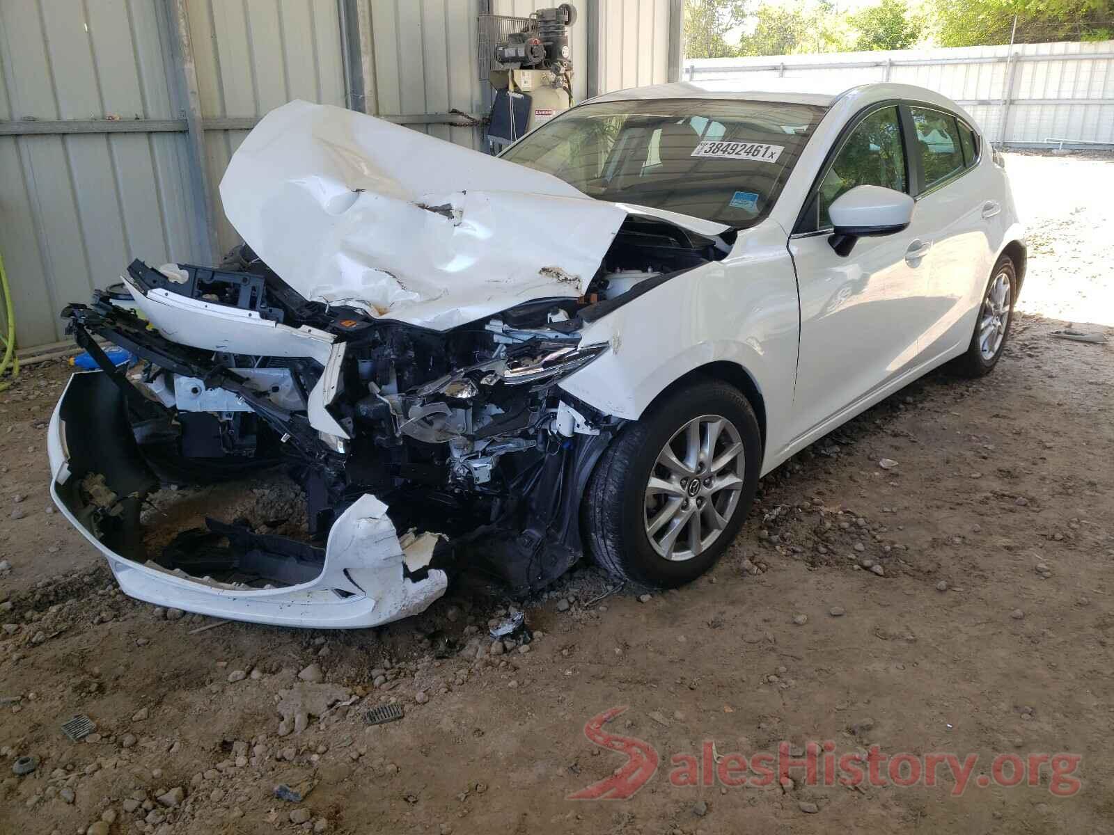 3MZBN1U75JM267654 2018 MAZDA 3