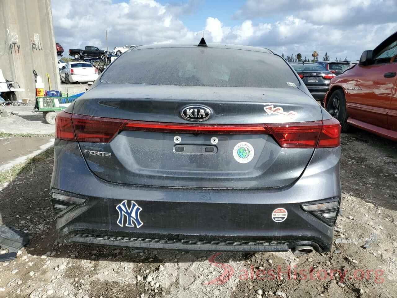 3KPF24ADXKE111579 2019 KIA FORTE