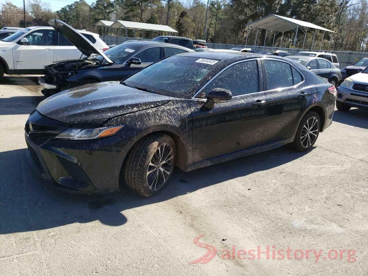 4T1B11HK9JU144802 2018 TOYOTA CAMRY