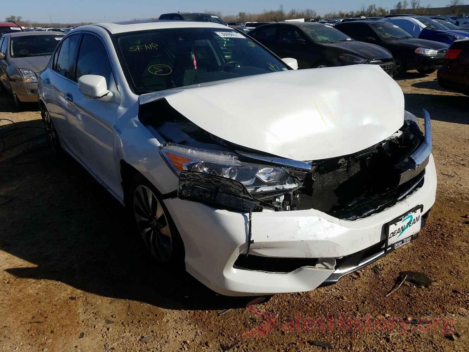 JHMCR6F5XHC011363 2017 HONDA ACCORD