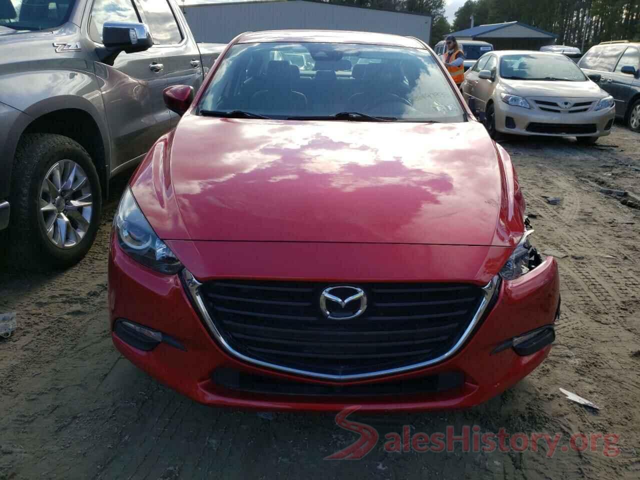 3MZBN1V38JM275825 2018 MAZDA 3