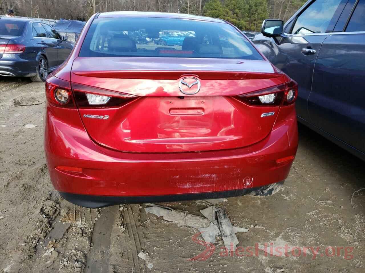 3MZBN1V38JM275825 2018 MAZDA 3