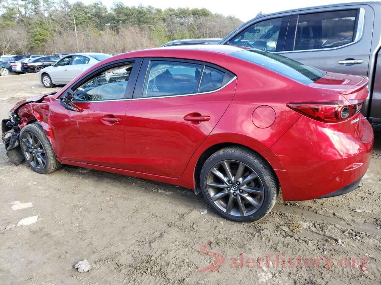 3MZBN1V38JM275825 2018 MAZDA 3