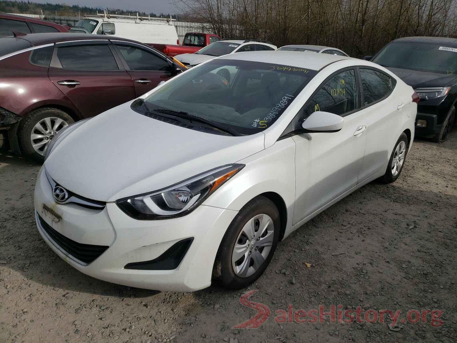 5NPDH4AE8GH716668 2016 HYUNDAI ELANTRA