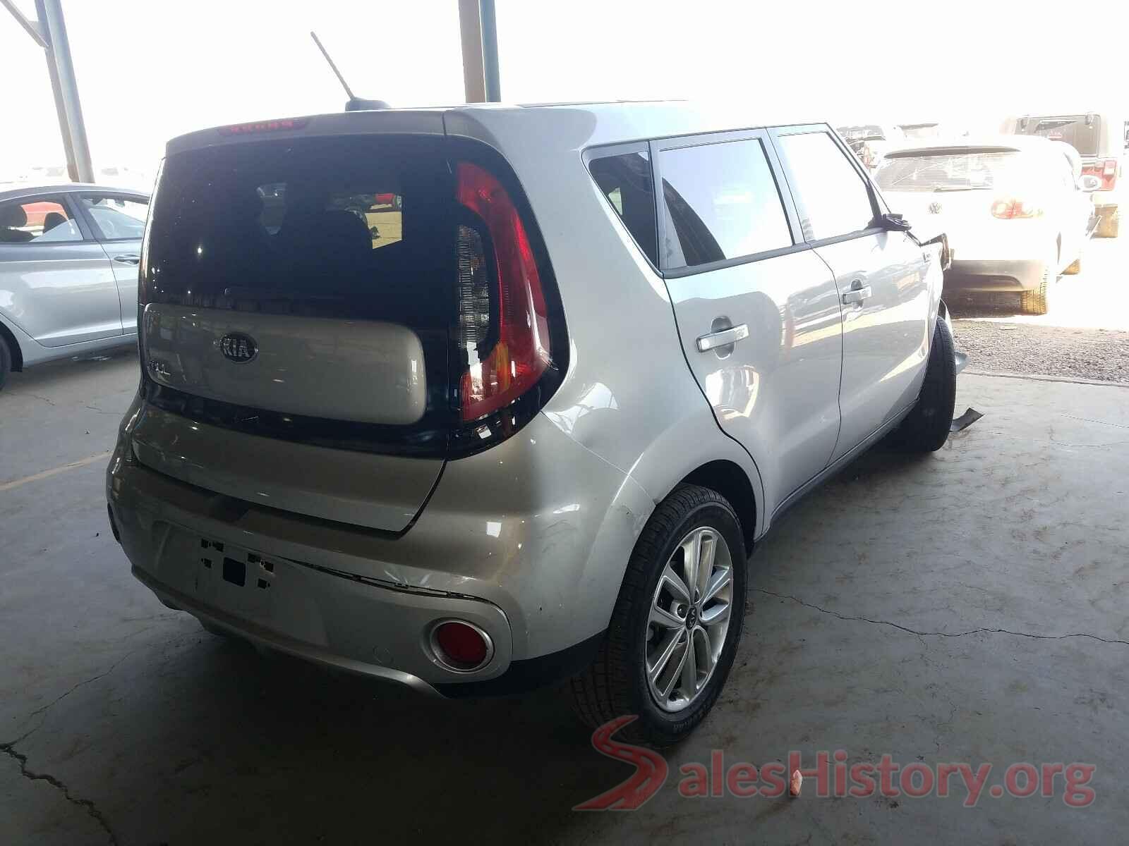 KNDJP3A50J7566177 2018 KIA SOUL