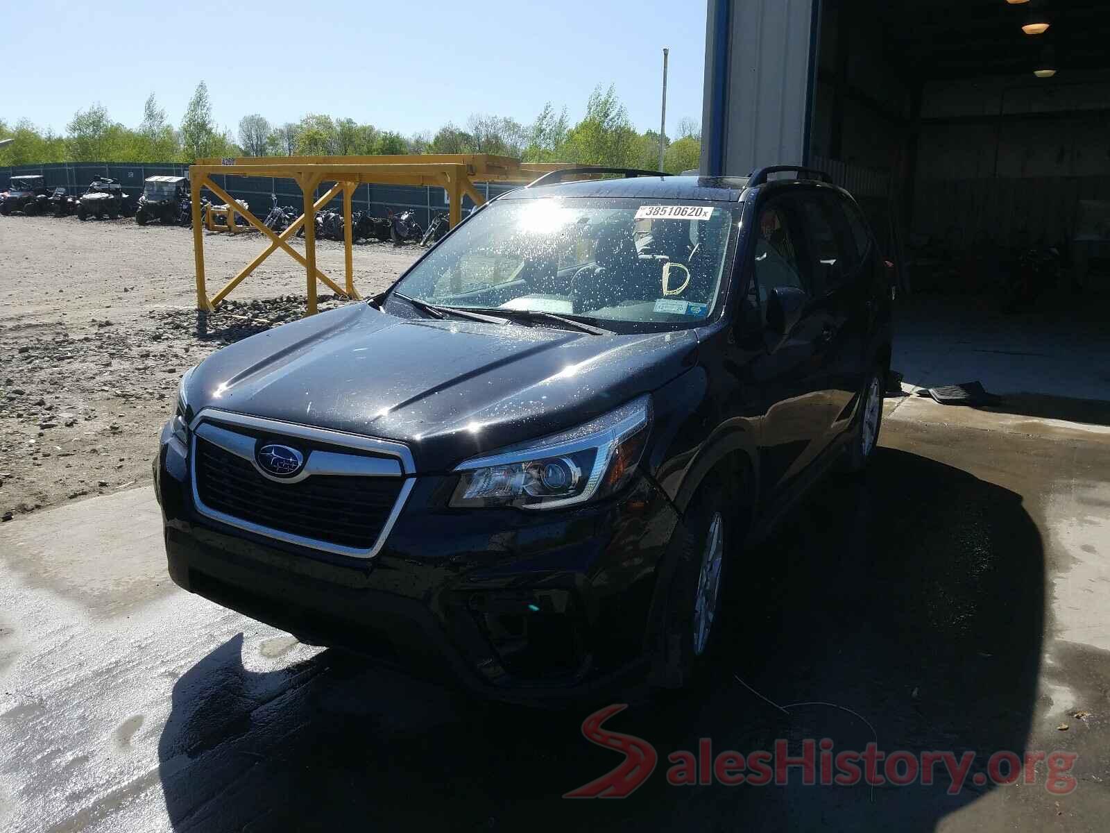 JF2SKACC0KH452468 2019 SUBARU FORESTER