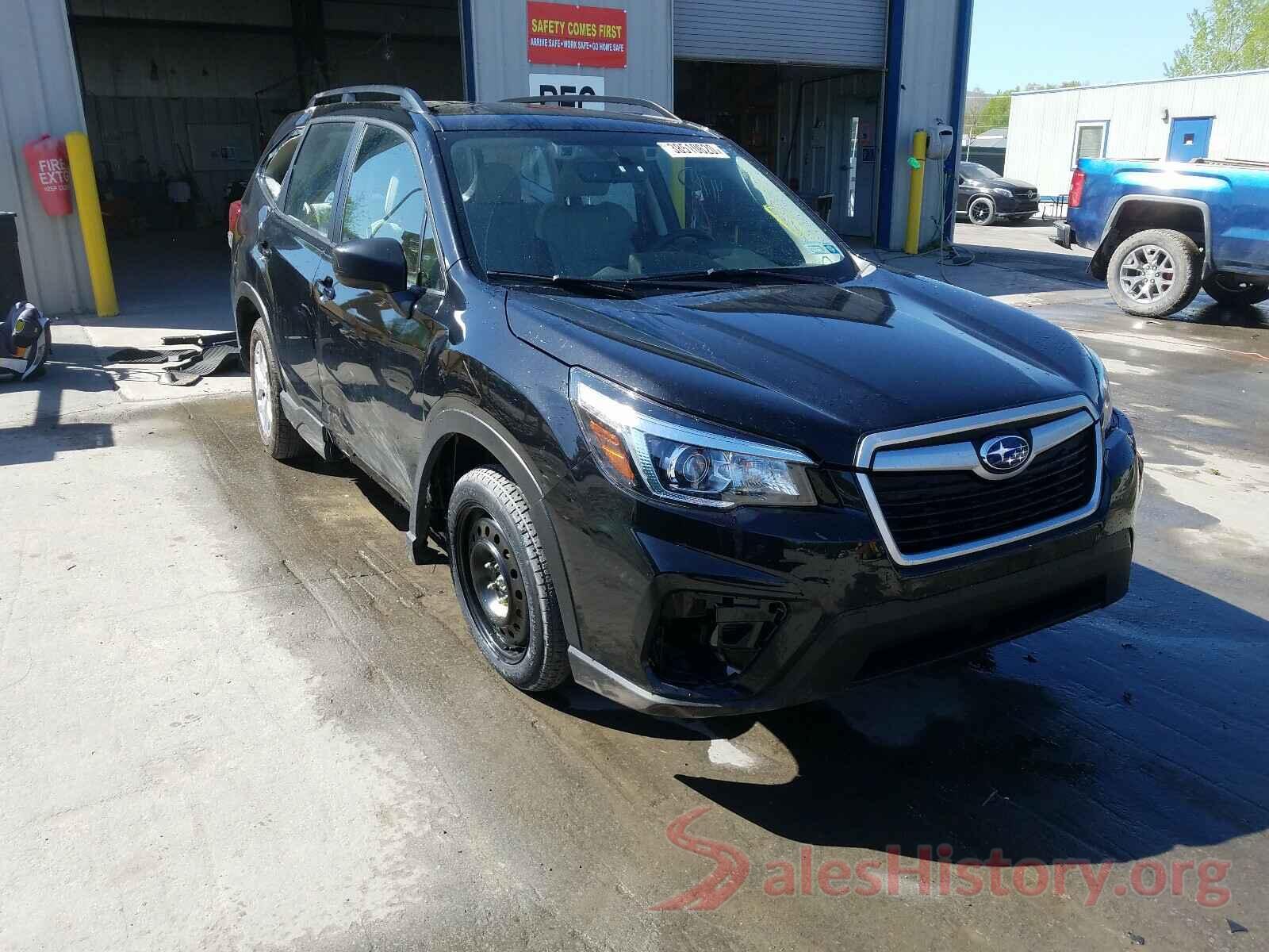 JF2SKACC0KH452468 2019 SUBARU FORESTER