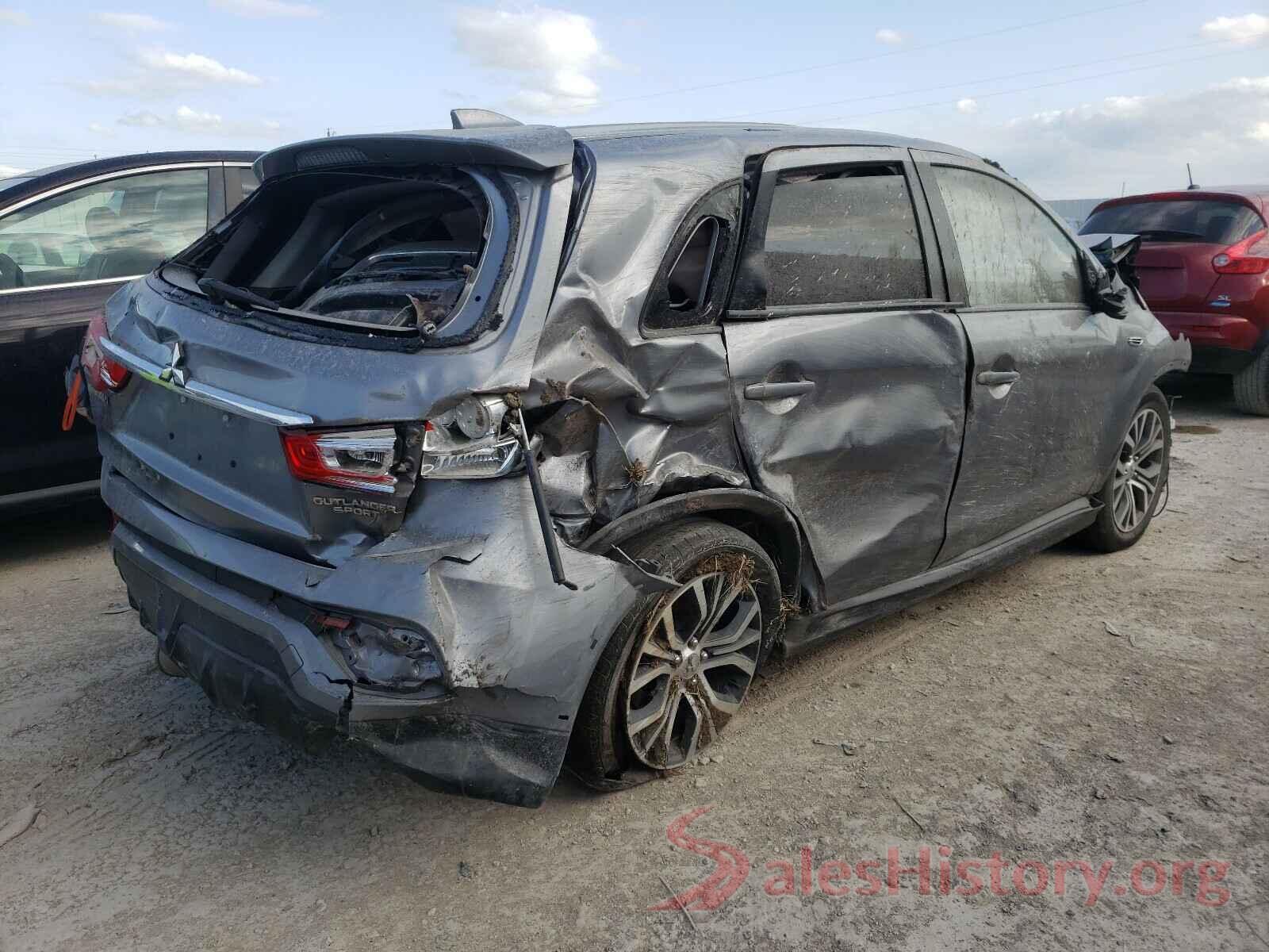 JA4AP3AU4JZ010315 2018 MITSUBISHI OUTLANDER