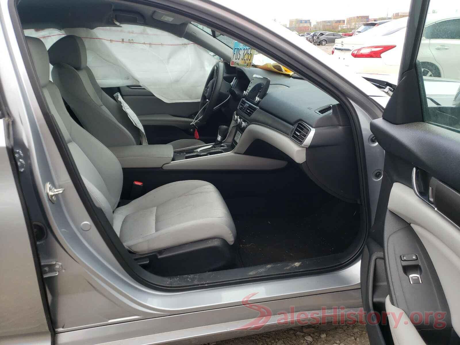 1HGCV1F17JA188260 2018 HONDA ACCORD