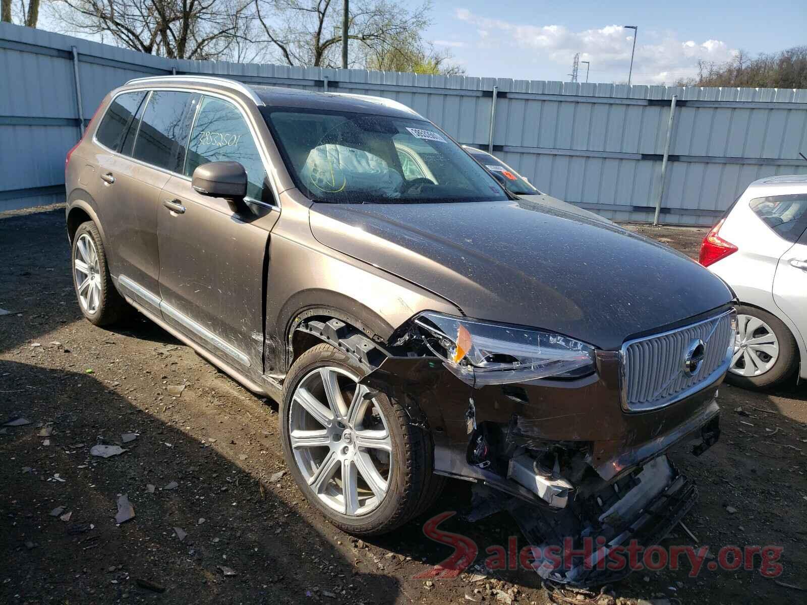 YV4A22PL5H1177060 2017 VOLVO XC90