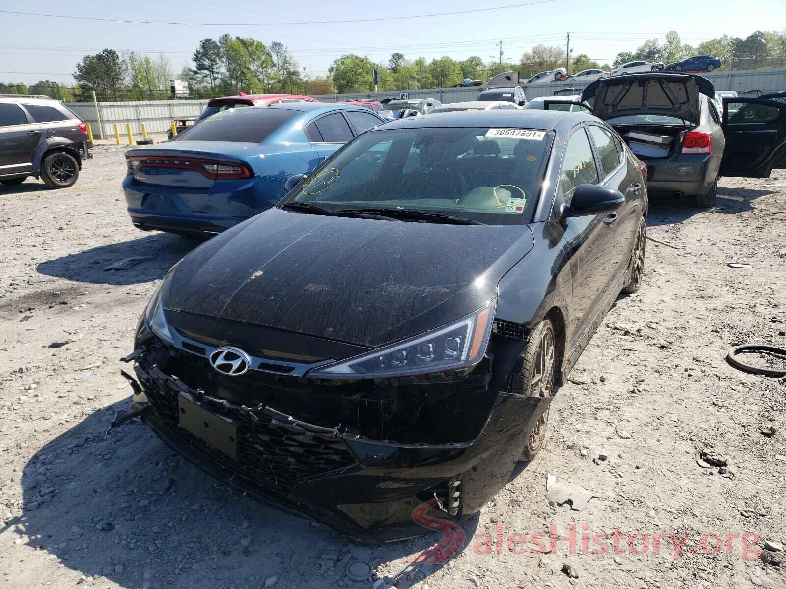 KMHD04LB9KU820641 2019 HYUNDAI ELANTRA