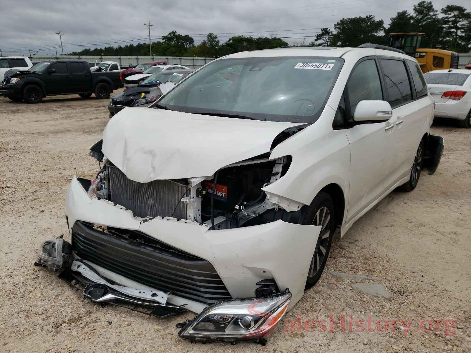 5TDYZ3DC2JS964953 2018 TOYOTA SIENNA