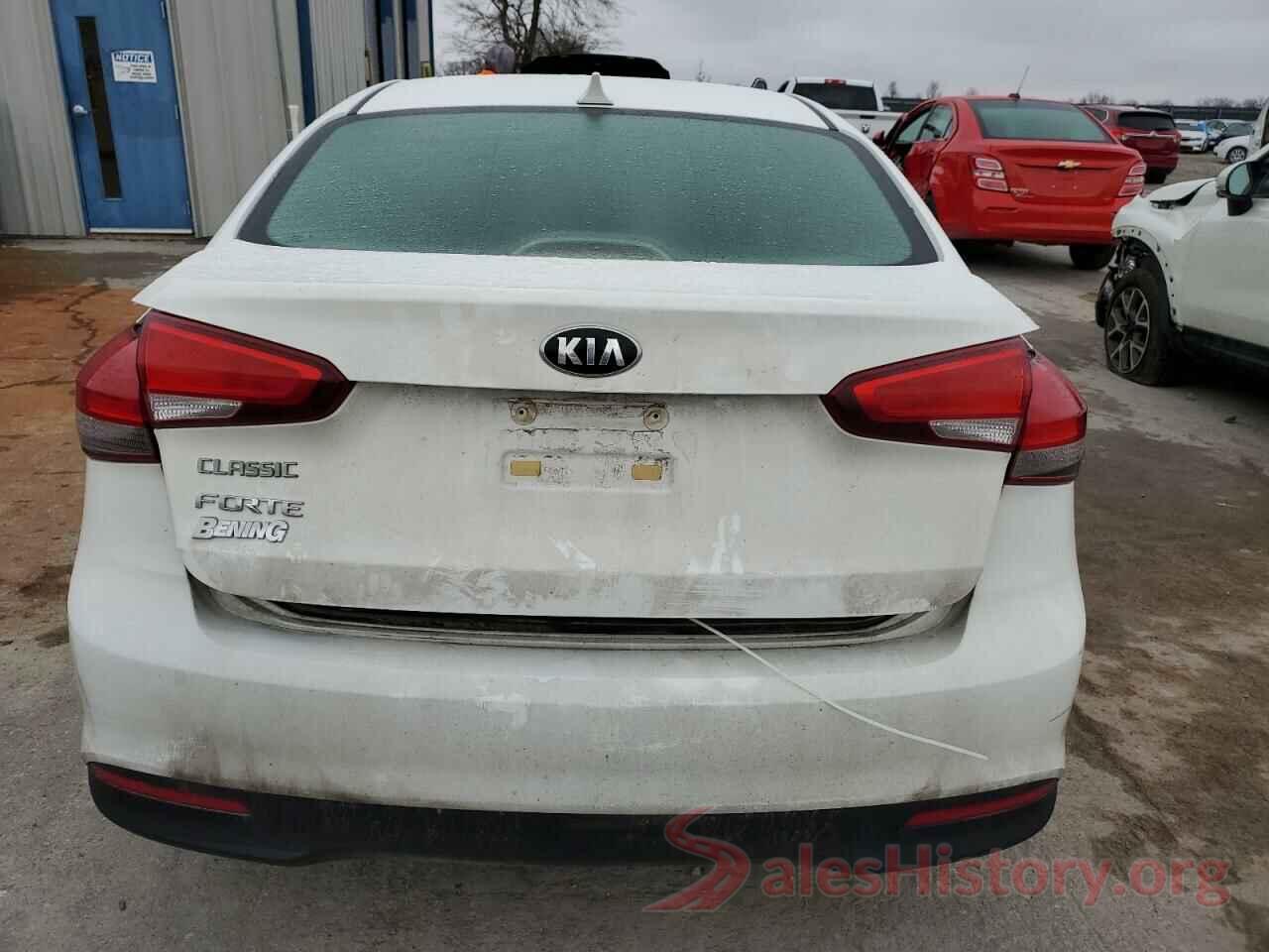 3KPFK4A74JE235436 2018 KIA FORTE