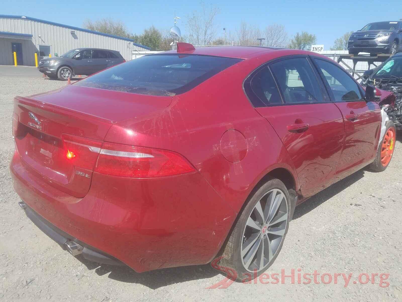 SAJAF4BV3HA950122 2017 JAGUAR XE