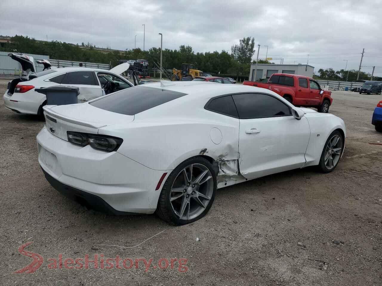 2019 CHEVROLET CAMARO VIN 1G1FB1RX7K0116723, right side view