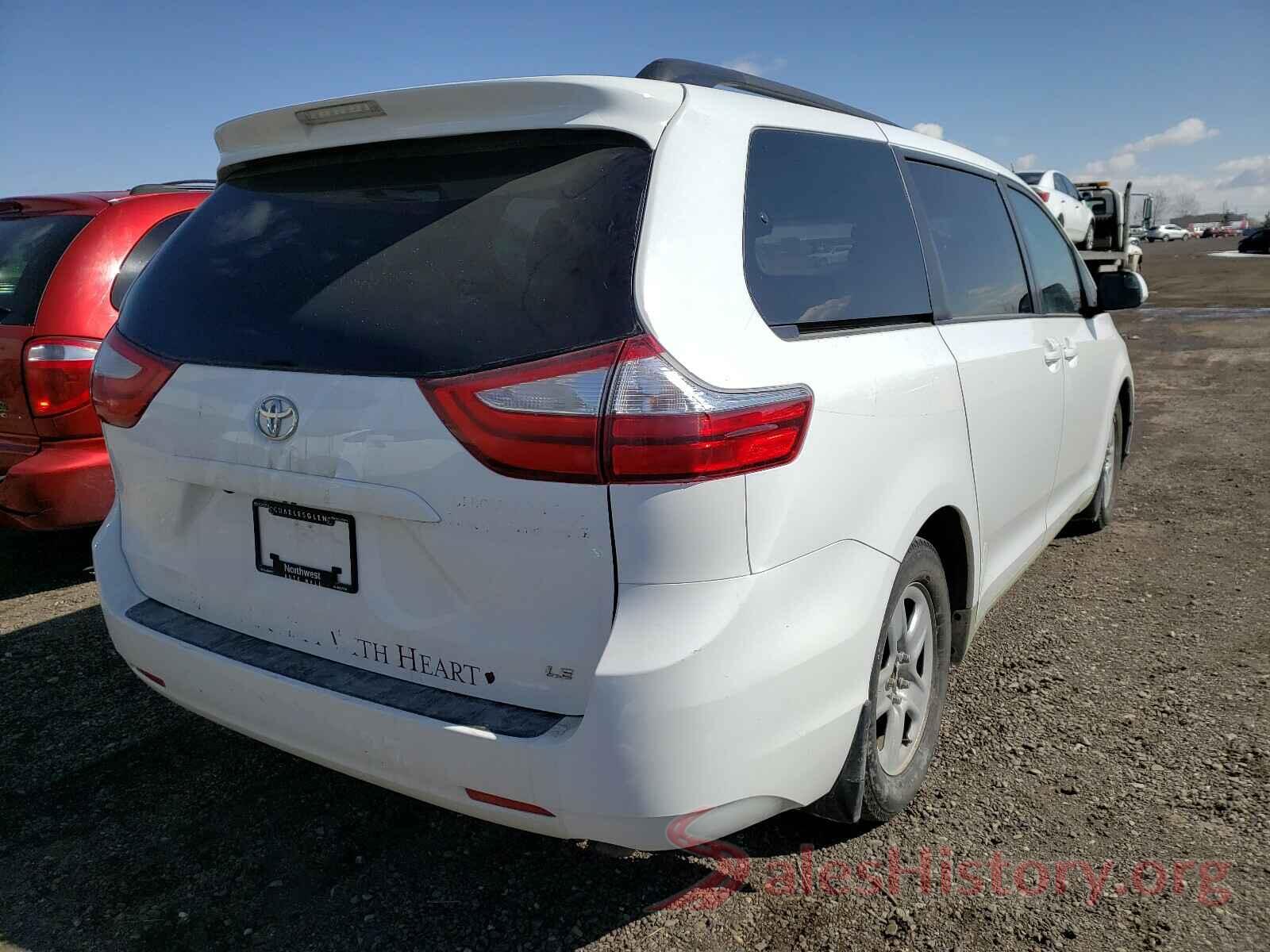 5TDKZ3DC7HS818144 2017 TOYOTA SIENNA