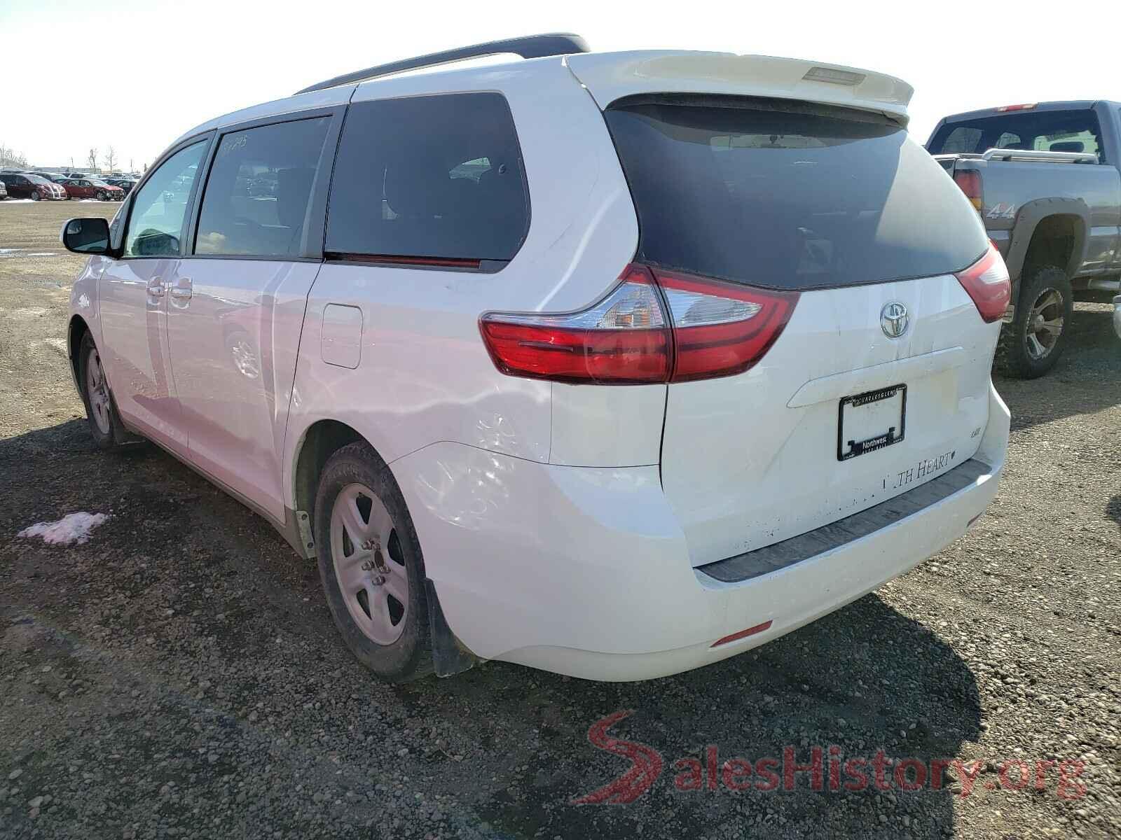 5TDKZ3DC7HS818144 2017 TOYOTA SIENNA