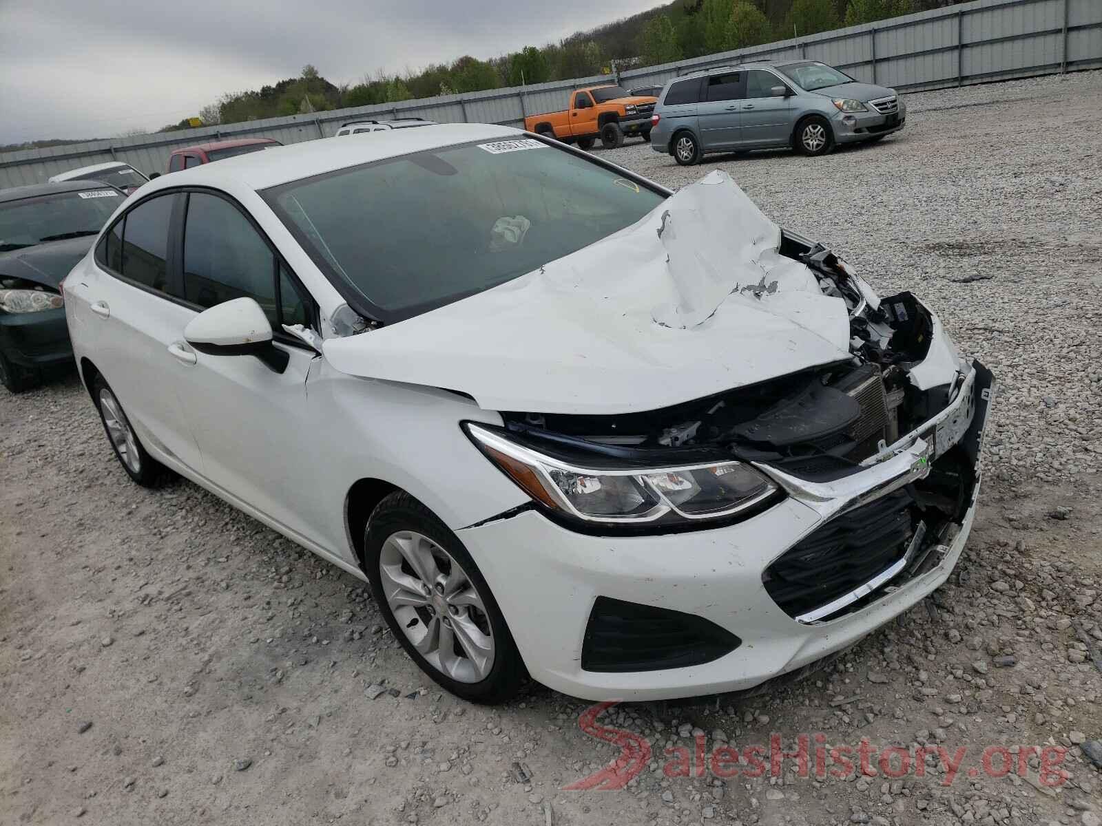 1G1BC5SM9K7117236 2019 CHEVROLET CRUZE