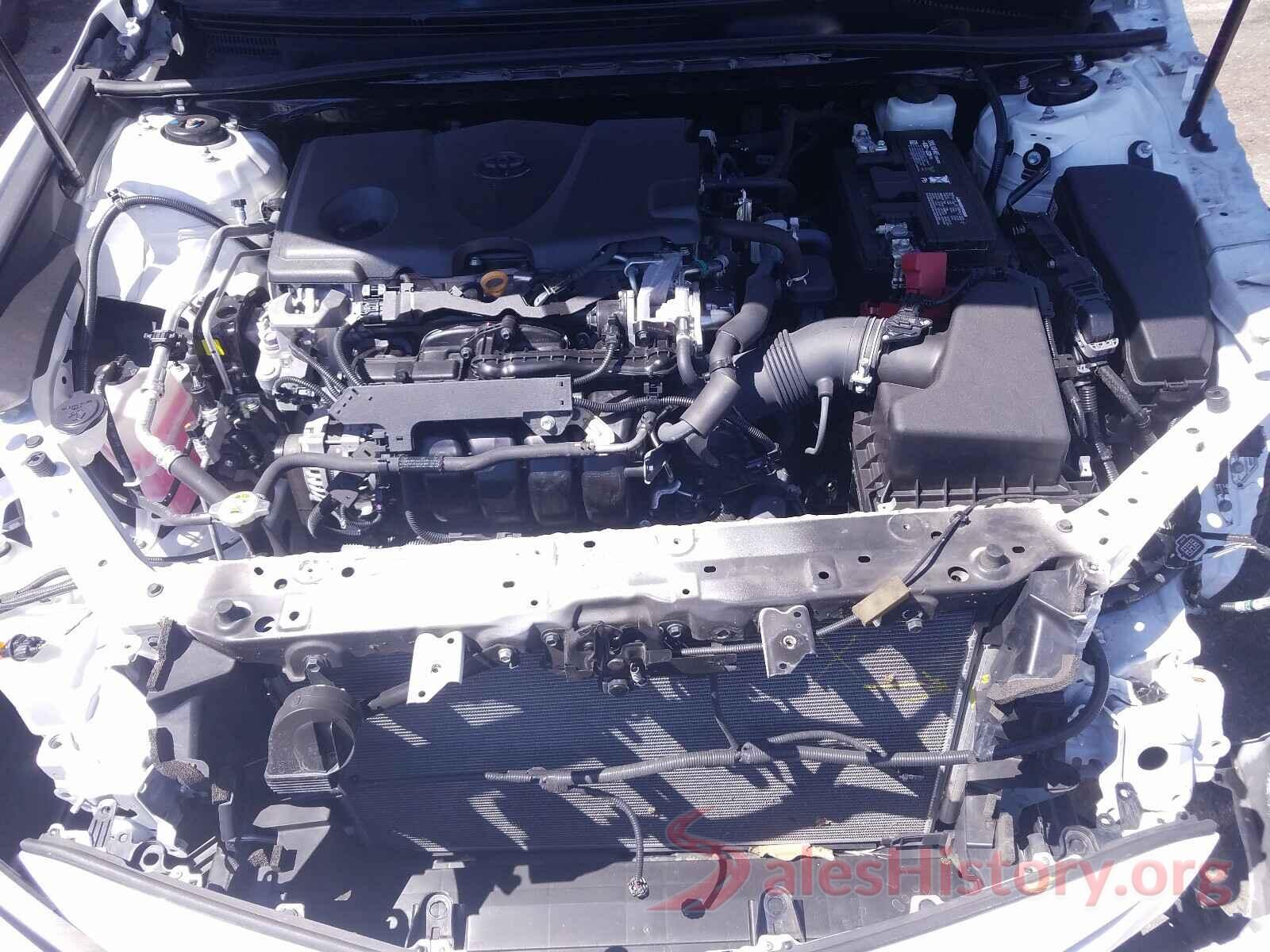 4T1B11HK9JU586267 2018 TOYOTA CAMRY