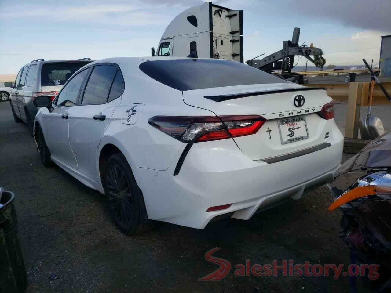 4T1G11BK7NU053418 2022 TOYOTA CAMRY