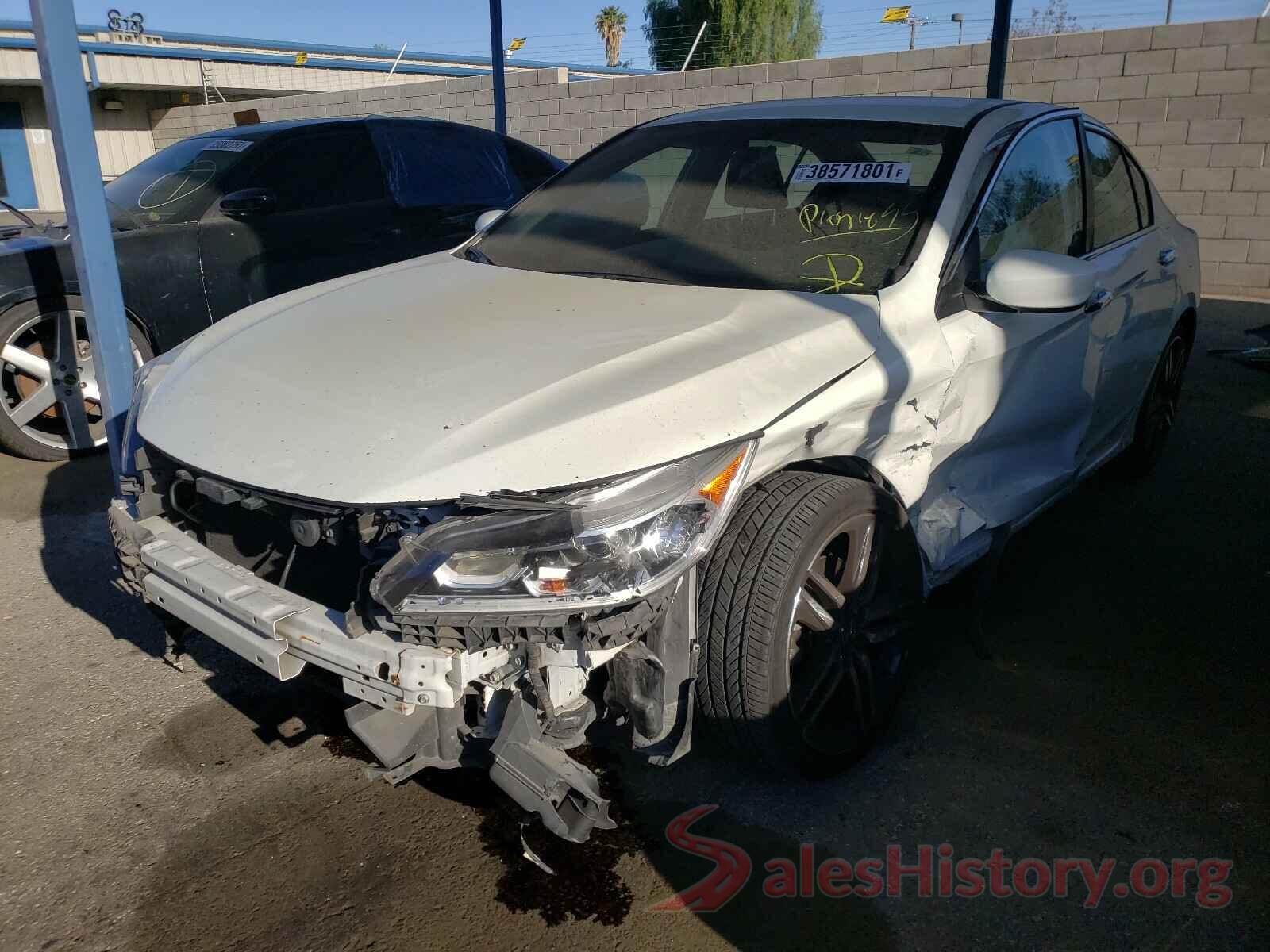 1HGCR2F57HA284168 2017 HONDA ACCORD